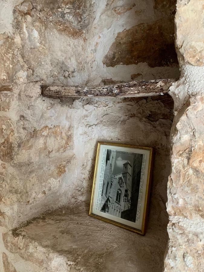 Fiori Catene Tra Le Torri กอนแวร์ซาโน ภายนอก รูปภาพ